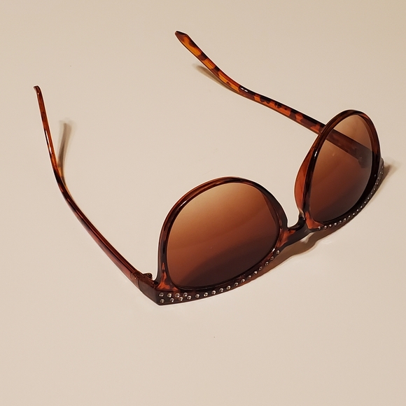 Cat Eye Bling Tortoiseshell Sunglasses - Picture 3 of 6